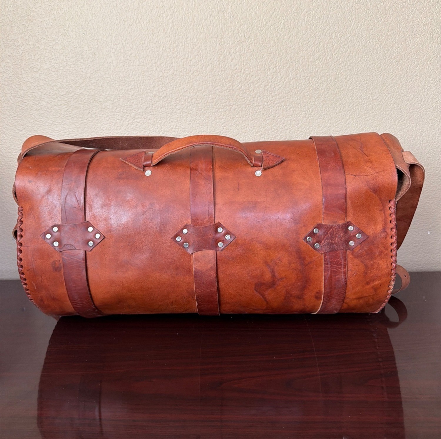 Vintage Handmade Full Grain Cognac Leather Duffel Barrel Travel Bag 20″