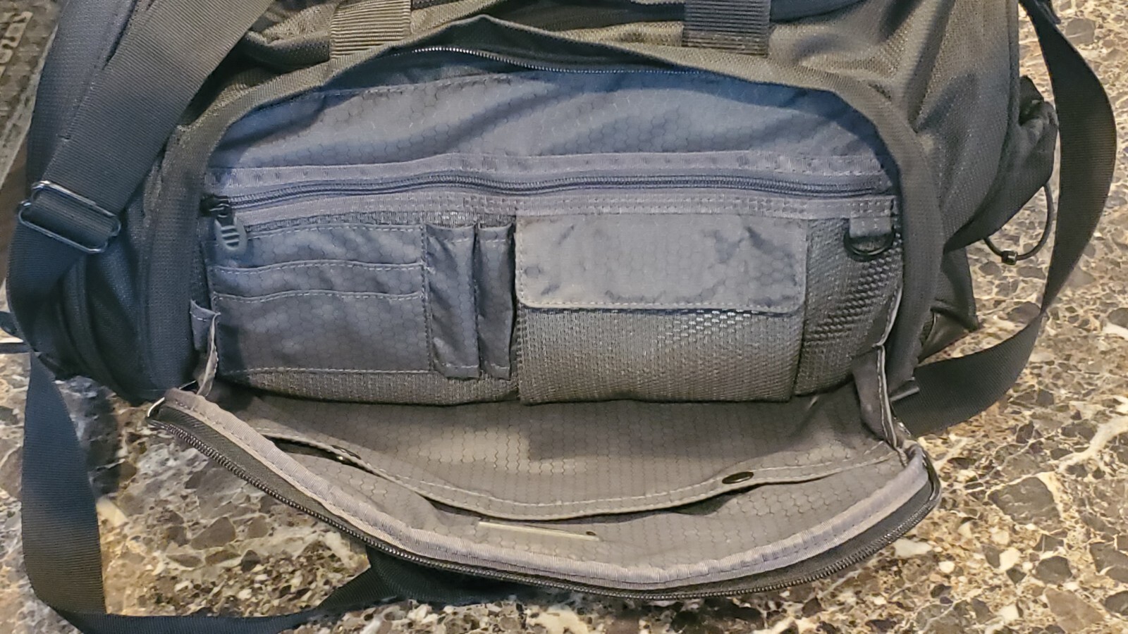 TUMI Boston 2Way Ballistic Nylon Duffle Bag Carry On Black 525C (Great Shape)