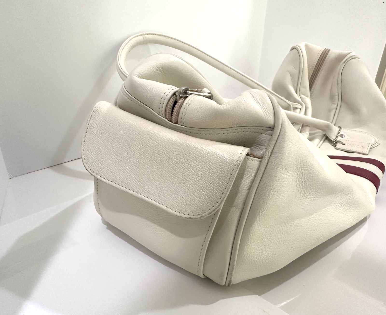 Latico NJ 22” Leather Retro Duffel Weekender Bag White w Pink Bowling Stripes
