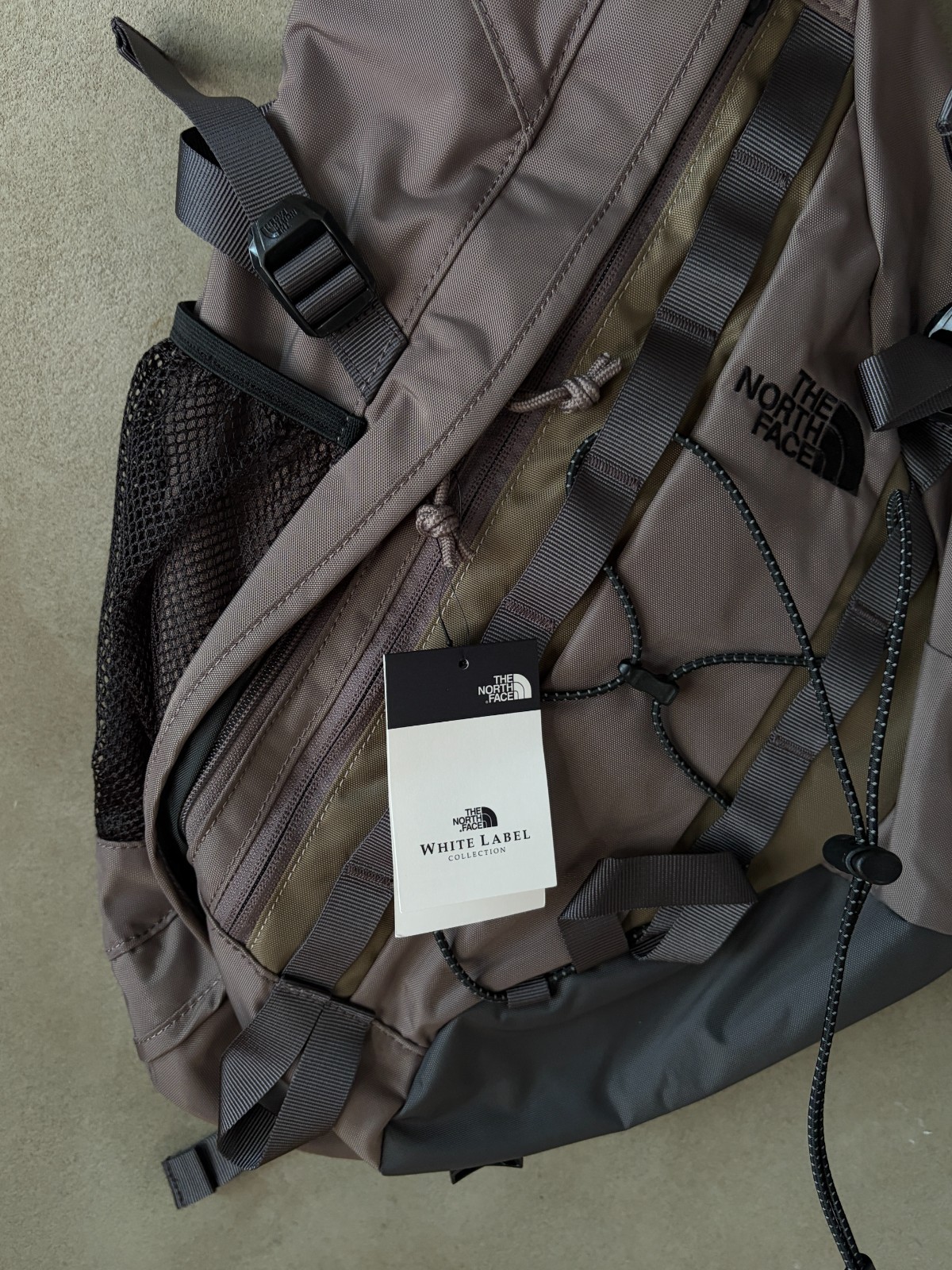 The North Face Electron Sling Bag Casual Sports Lifestyle Travel Bag NN2PR58L