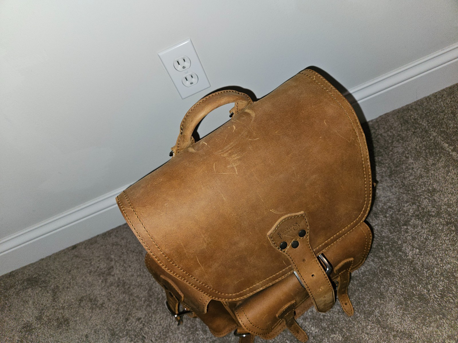 Saddleback Leather Co. Front Pocket Backpack – (Tobacco)