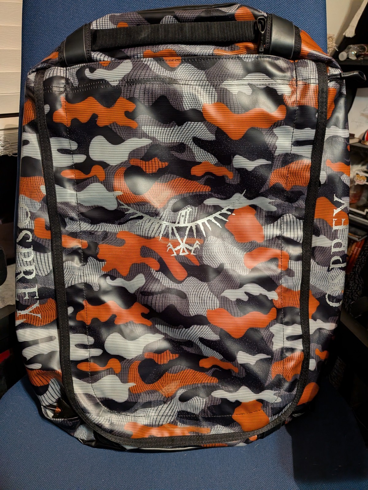 Osprey 40L Orange/Black Camo Backpack Duffel