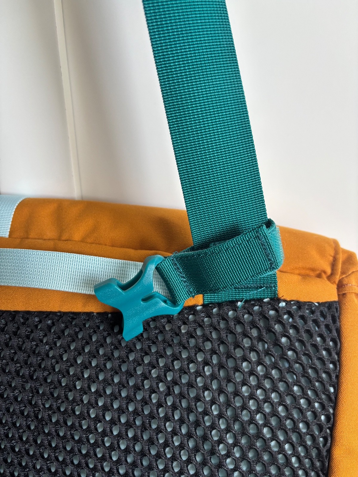 Cotopaxi Chuspa 15L Mustard Yellow Teal Messenger Laptop Travel Bag