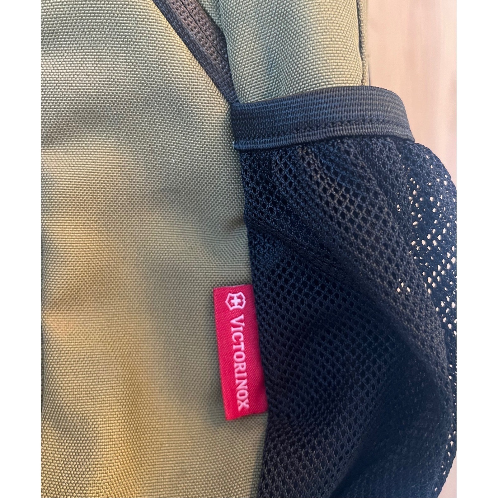 Victorinox Swiss Army Backpack Olive Green Black Compact Daypack Hiking Travel