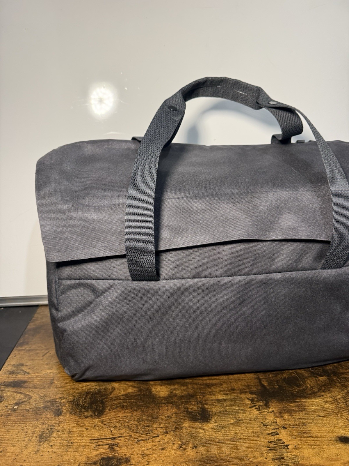 Lululemon Early Embark Duffel 27L Deep Coal Nylon Large Laptop Messenger Bag