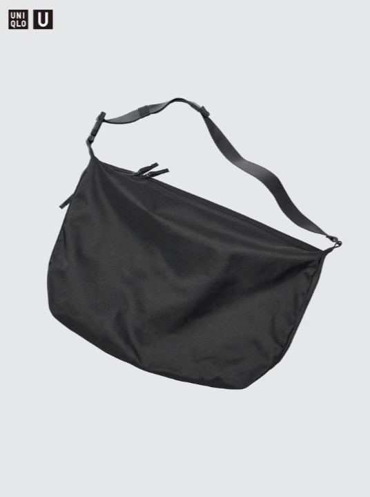 UNIQLO Messenger shoulder bag 3Colors Capacity: 24 liters From Japan