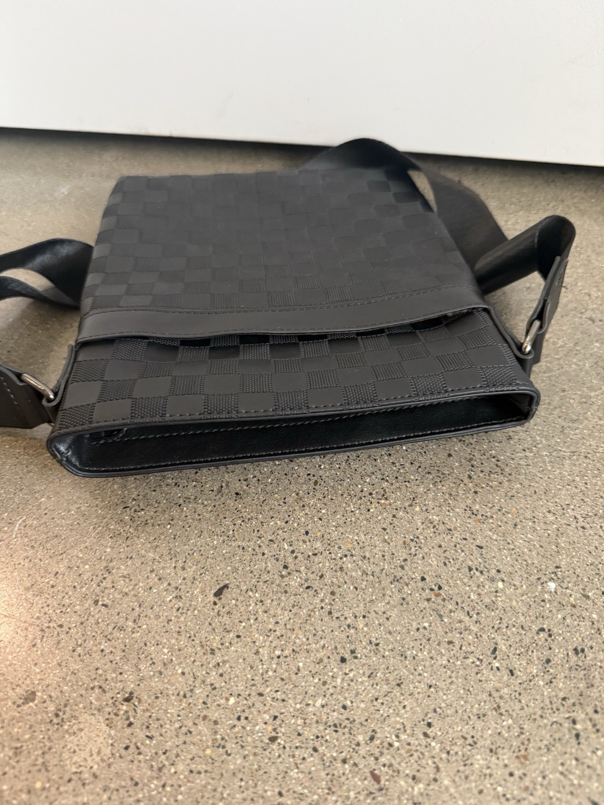 FUMATORE Black Checkered PVC Messenger Bag for Men Shoulder Strap Crossbody