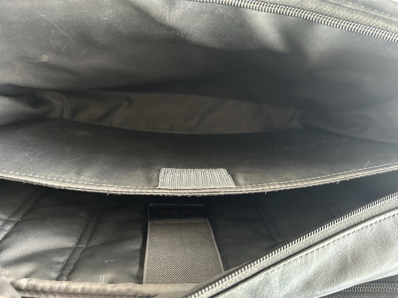 Tumi Black Leather Briefcase Laptop Bag