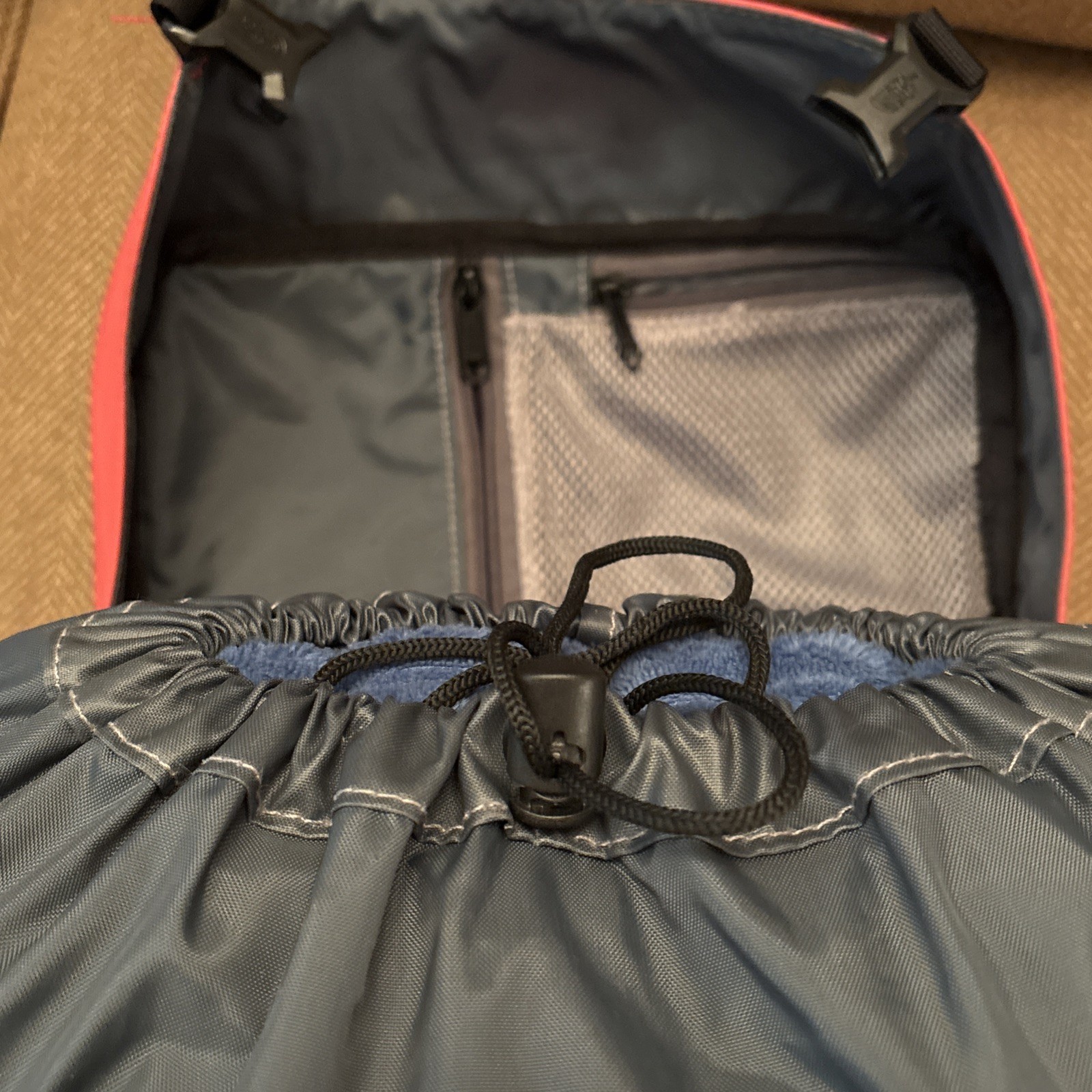 THE NORTH FACE CITER 40L Red Climbing Waterproof Backpack Commuter Laptop Base