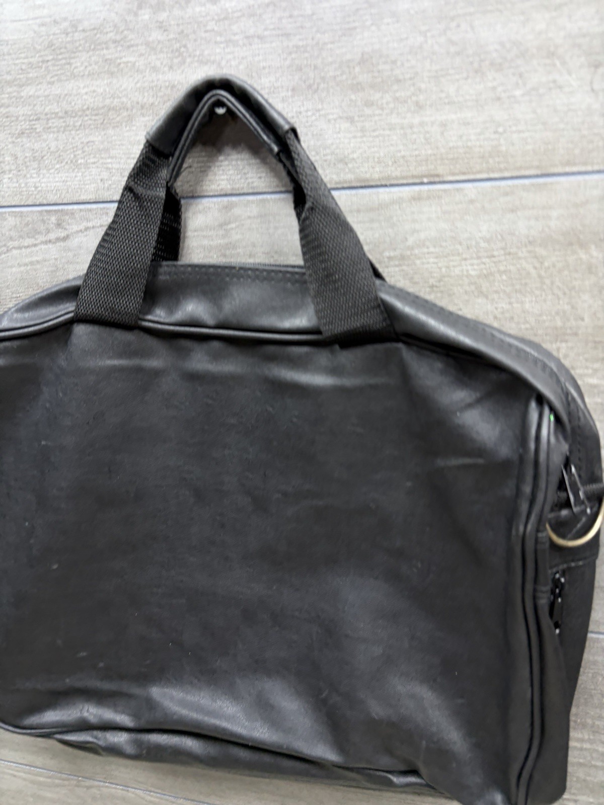 Accent International Black Leather Messenger Laptop Back Carry On Black