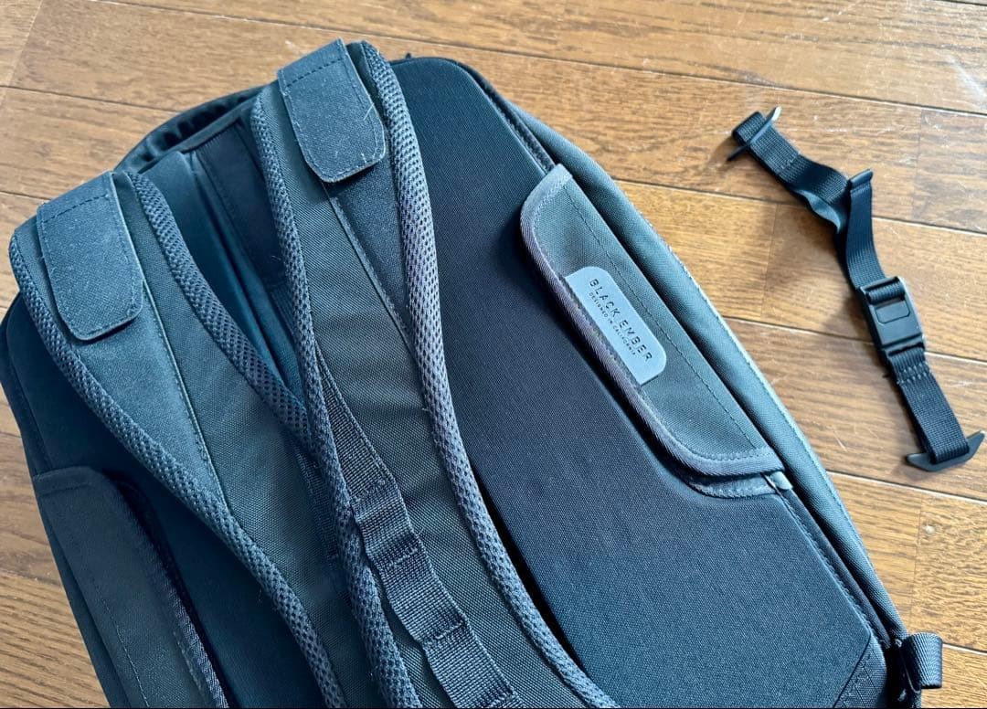 Black Ember Shadow 22 Backpack Water-Resistant Black Men’s