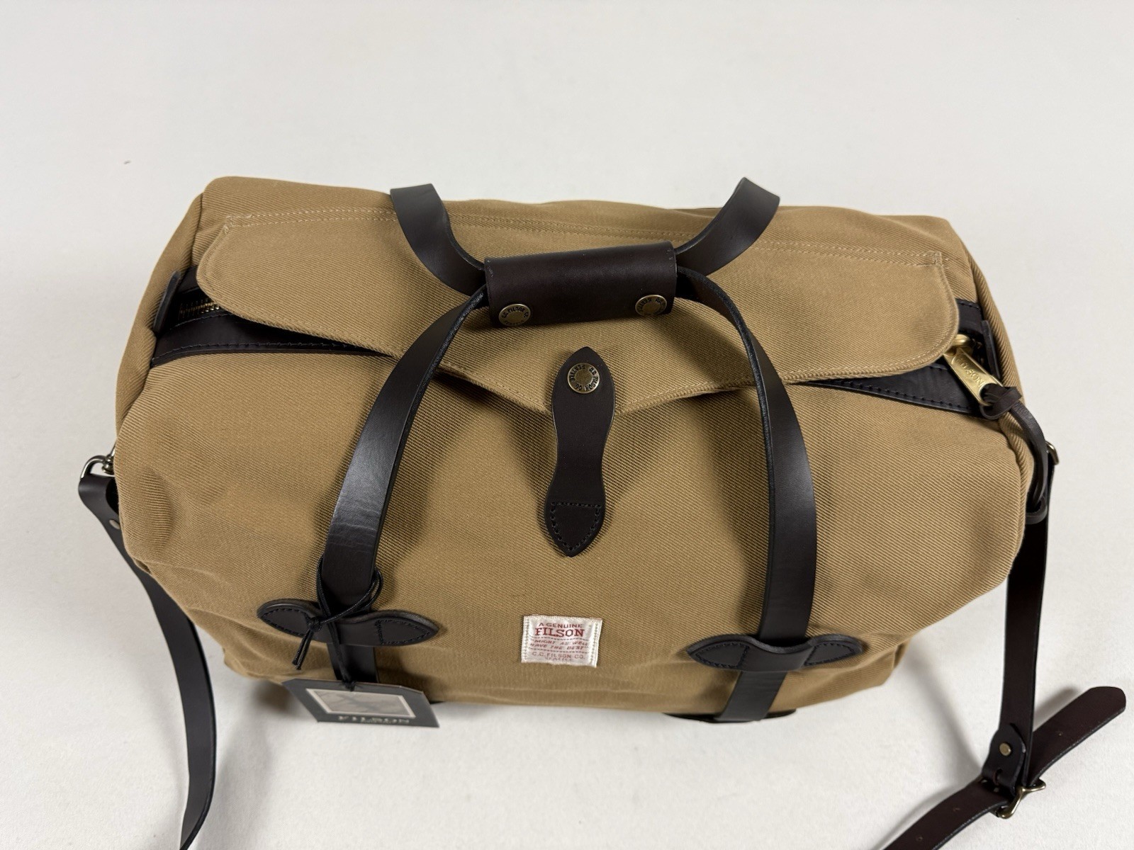 FILSON SMALL RUGGED TWILL DUFFLE BAG TAN NWT