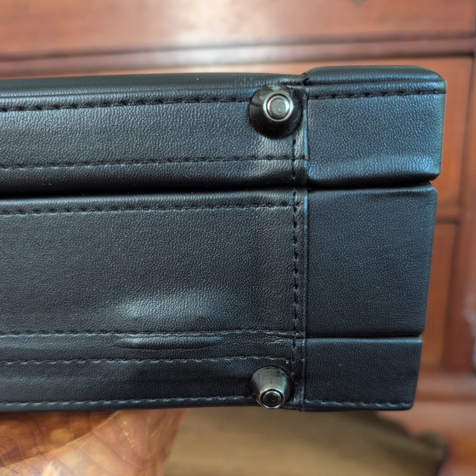 Heritage Black Expandable Leather Attache 4″-5″ 3 File Folder With Pockets 14775