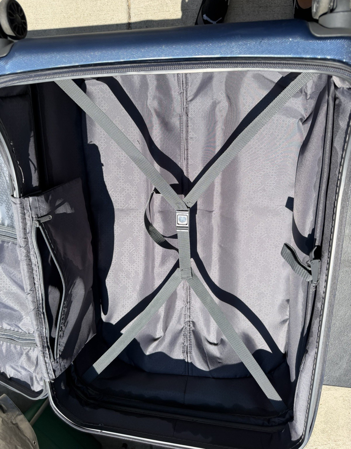 DELSEY PARIS Hardside Expandable Luggage BLUE Spinner Wheels 32 Inch W TSA Lock
