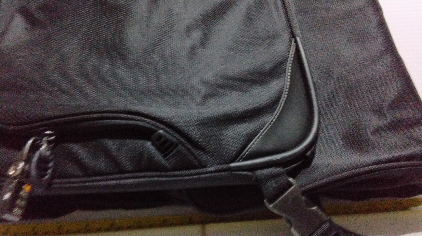 22” Tumi T-Tech 5536D Black Gray Tri-Fold Nylon Travel Garment Bag Suit Bag