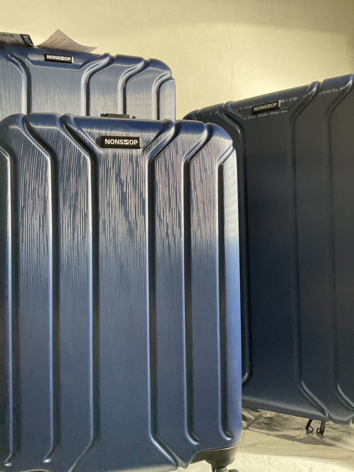 NONSTOP NEW YORK Luggage Expandable Spinner Wheels Navy 3 Piece Set 20 24 28 U34