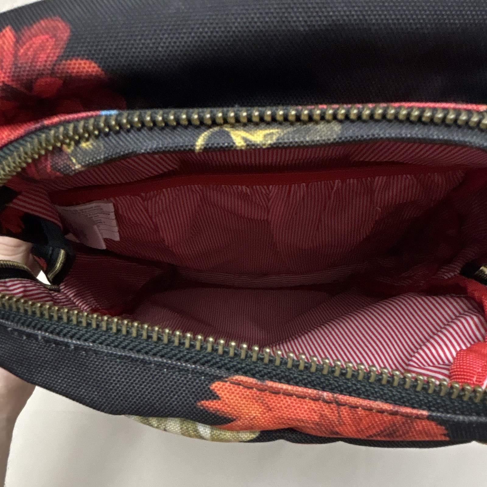 Herschel Supply Co Black Red/White/Blue Floral Backpack Pre-Owned