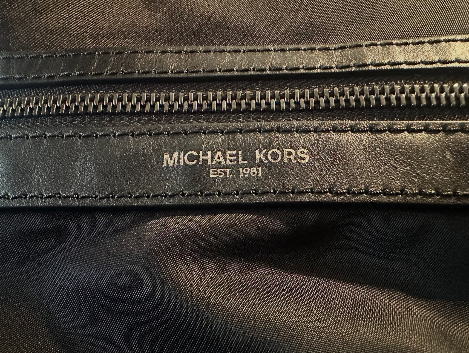 MICHAEL KORS Large Soft Nylon Messenger Bag Black (Pre-Owned)