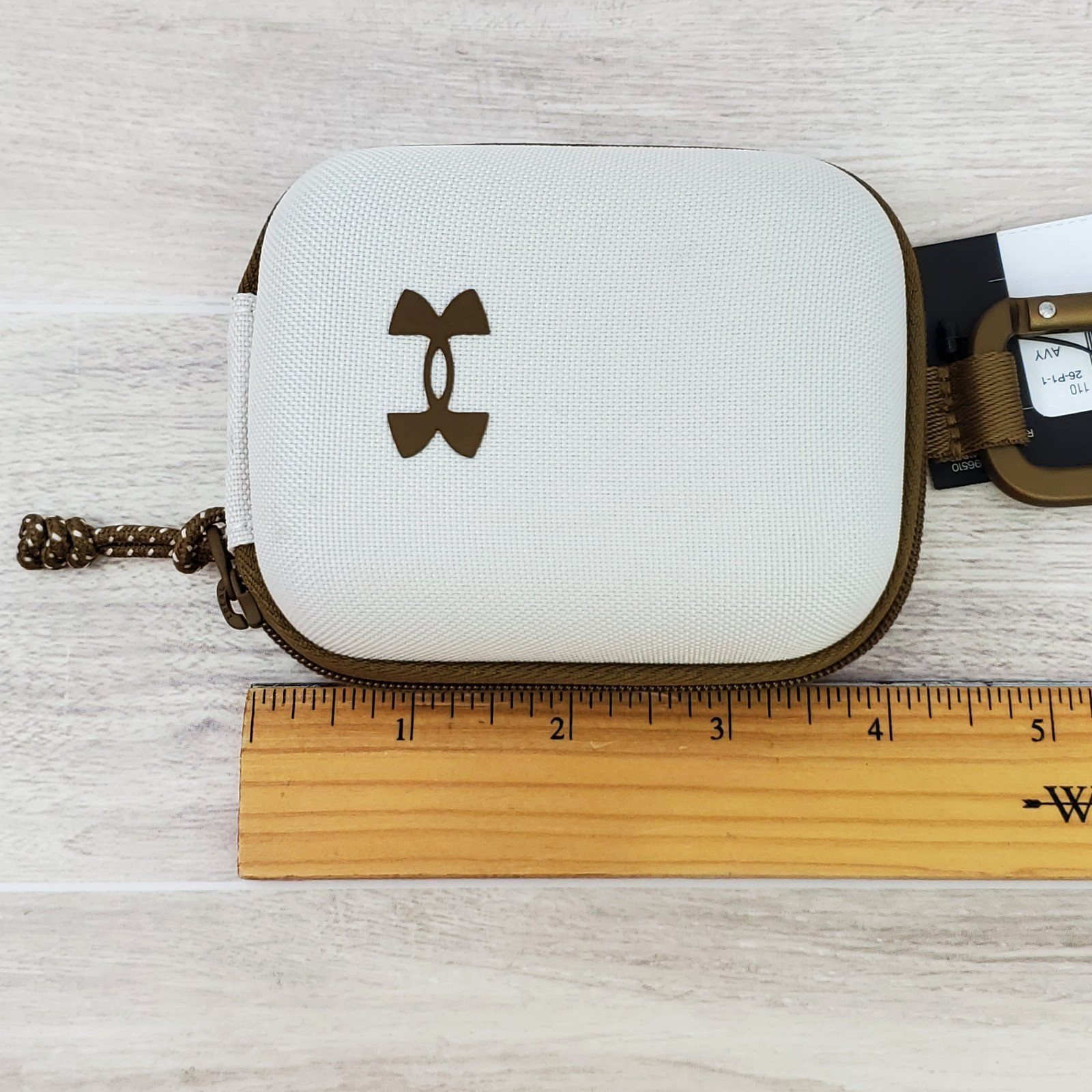 Under Armour UA Contain Micro Case Brown Carabiner Clip Travel Bag ID Ear Buds