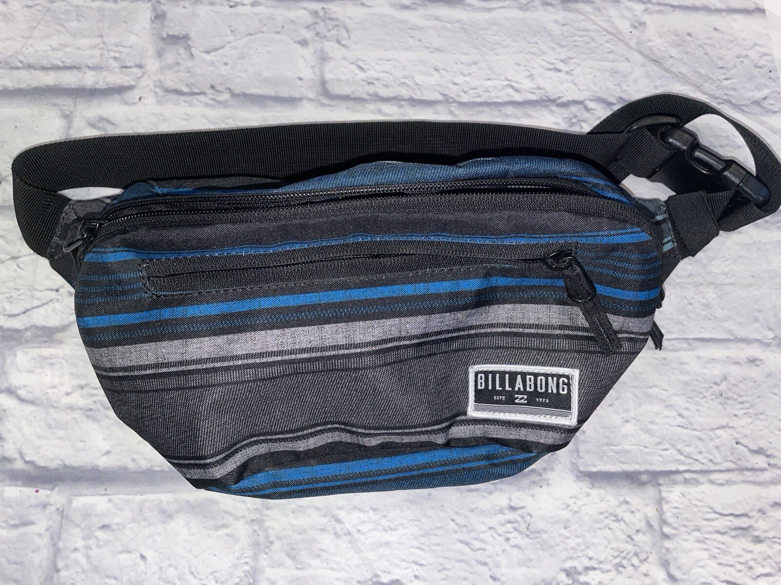 Billabong Bum Bag Retro Vintage 90s Y2K Fanny Pack Striped 2 Pocket Zipper