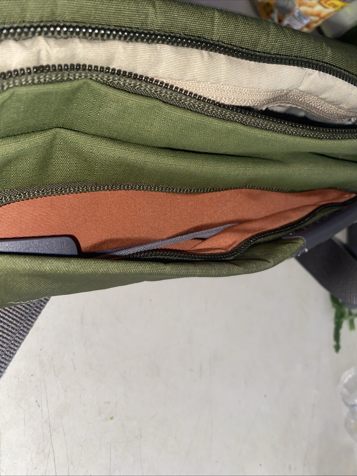 Bellroy Sling Mini Ranger Green BB3