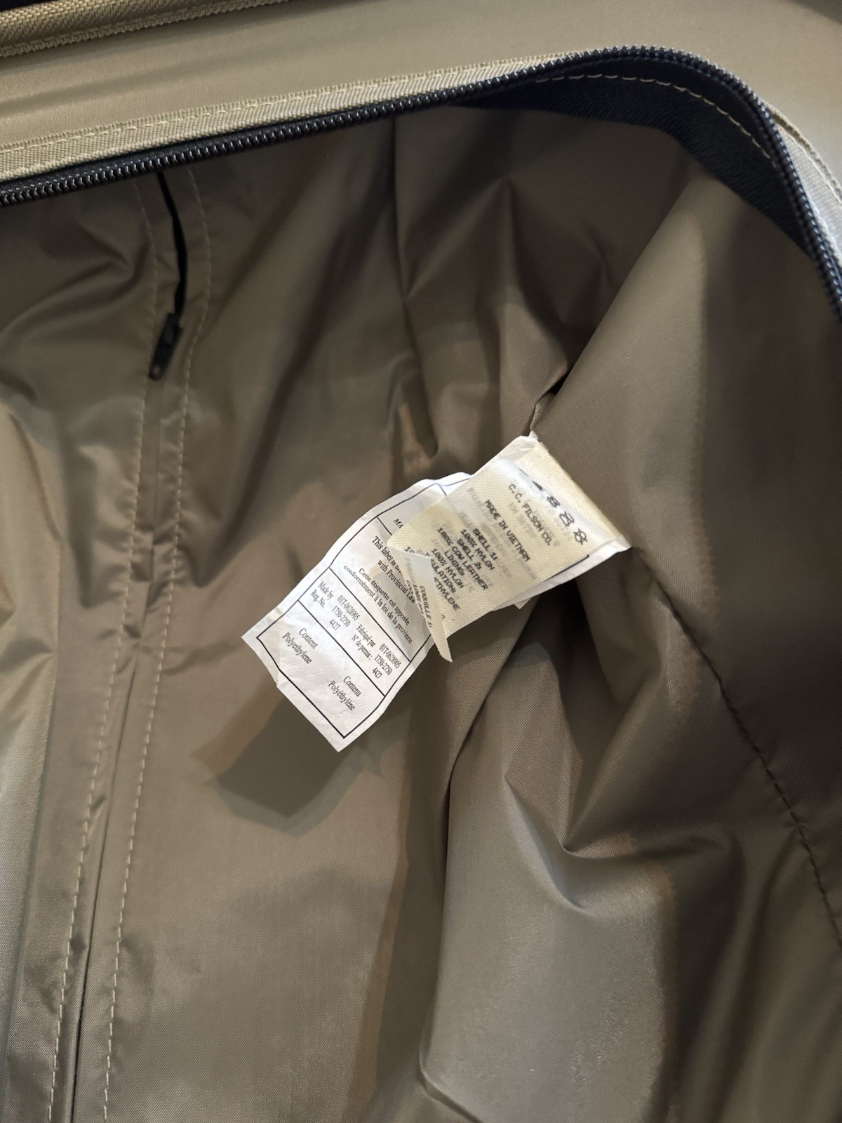 Filson x Ducks Unlimited Dryden Rolling Carry On Bag Luggage One Size Dry Grass