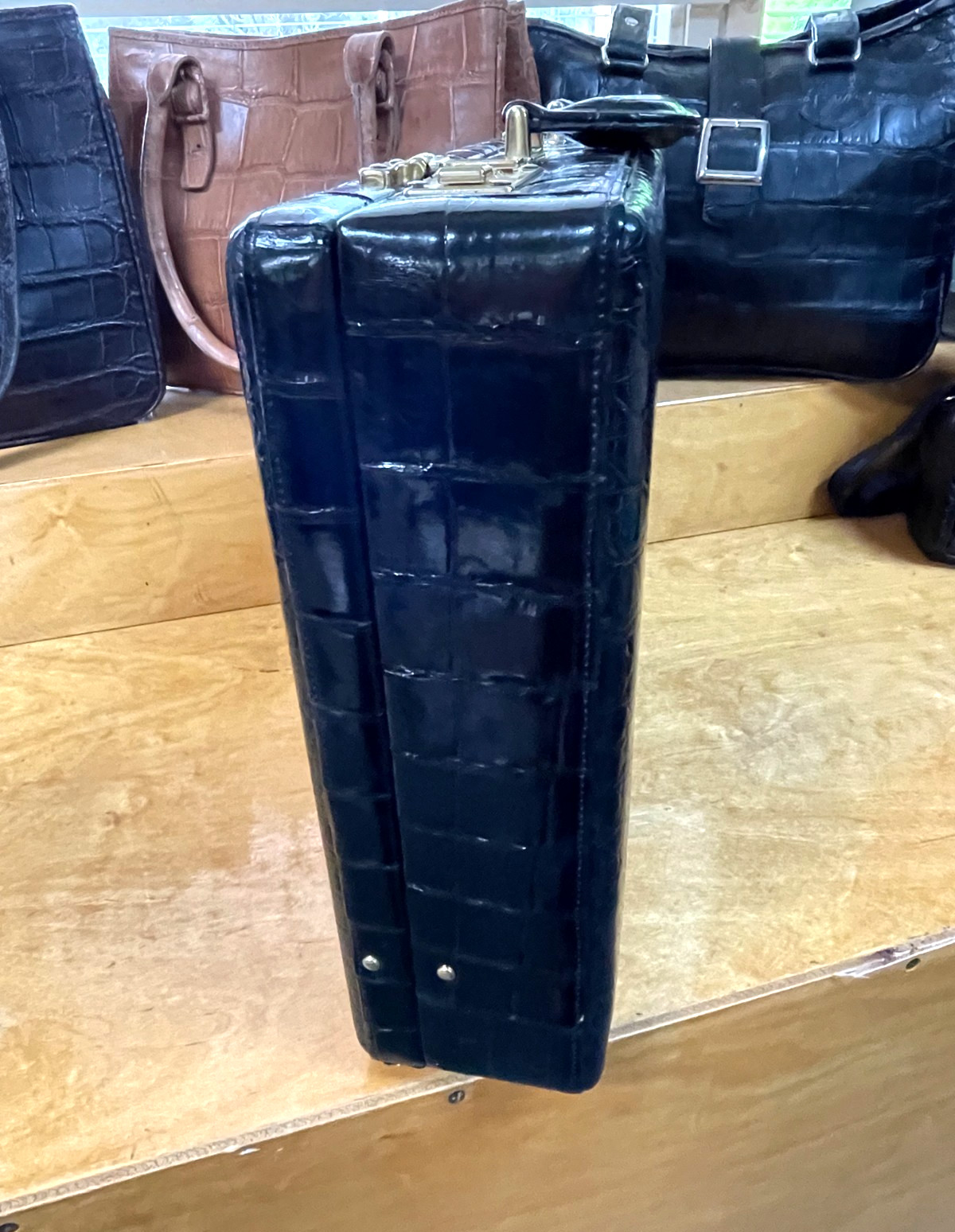 Genuine American Alligator Briefcase NEW Black Classic Case Lock Pockets 18x13x4
