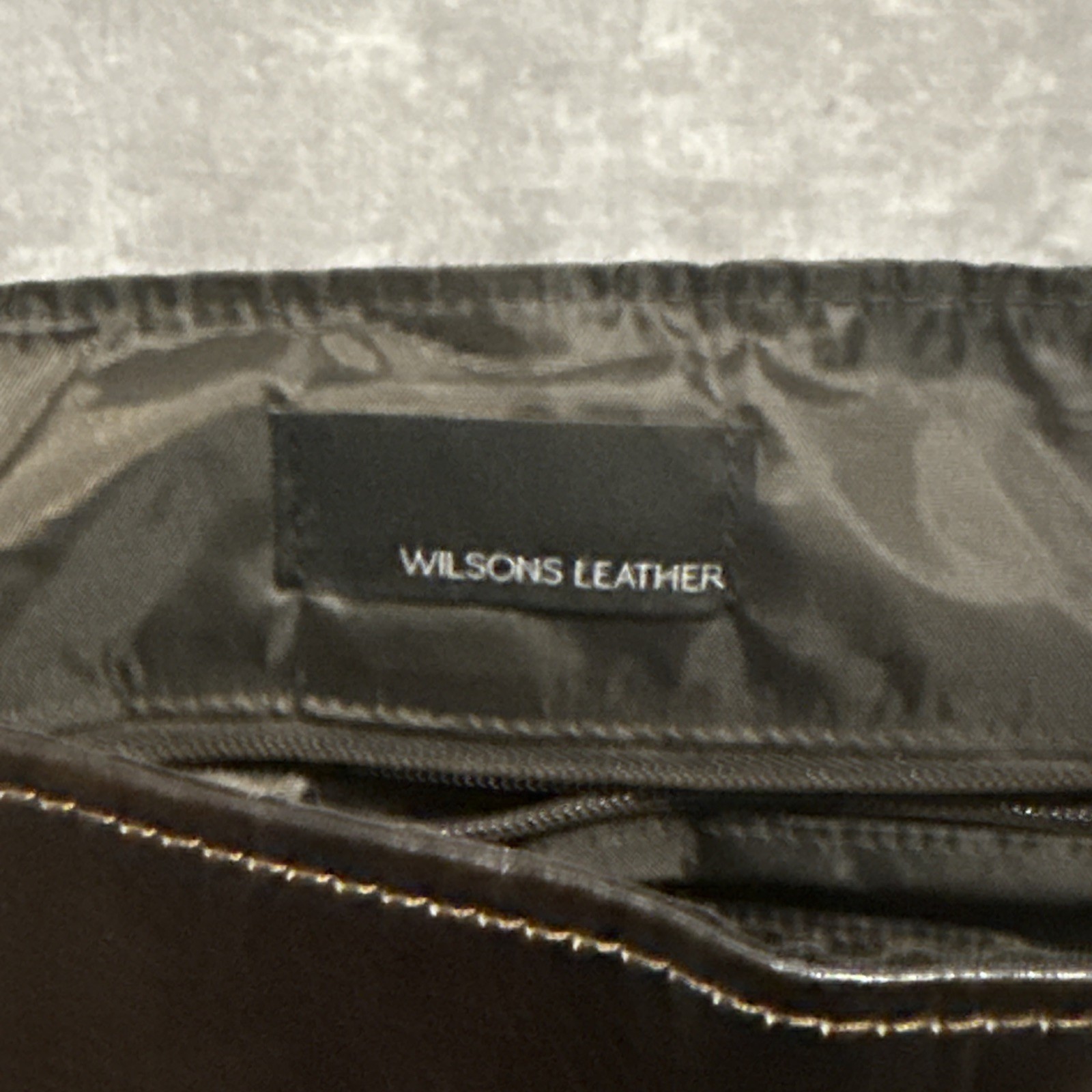 Wilsons Leather Messenger Bag Mens Large Brown Crossbody Laptop Work Briefcase