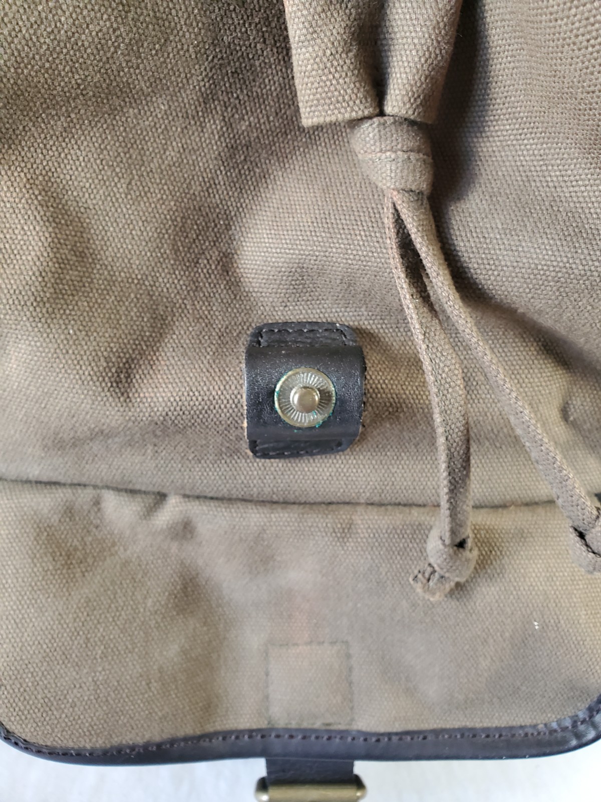 GAP Canvas Military Backpack Leather Straps Snap Pockets Drawstring/ Zipper READ
