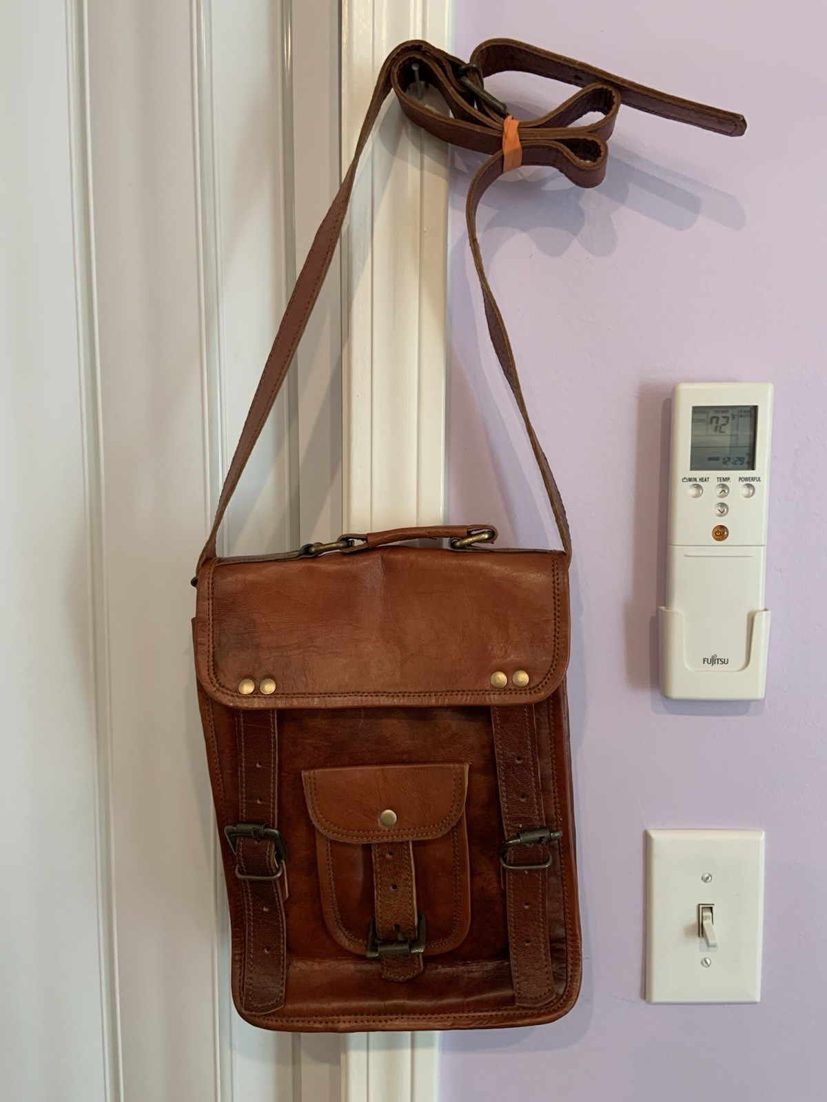 Leather Satchel Cross Body Shoulder Strap Top Handle Canvas Lined Durability EUC