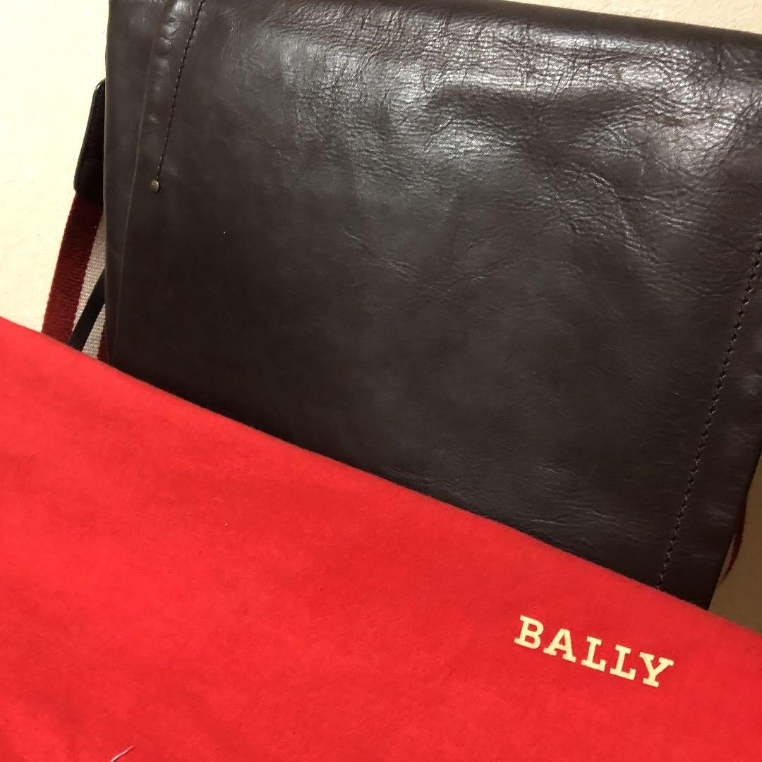 BALLY Authentic Luxury shoulder bag 30×32cm Designer Iconic leather brown