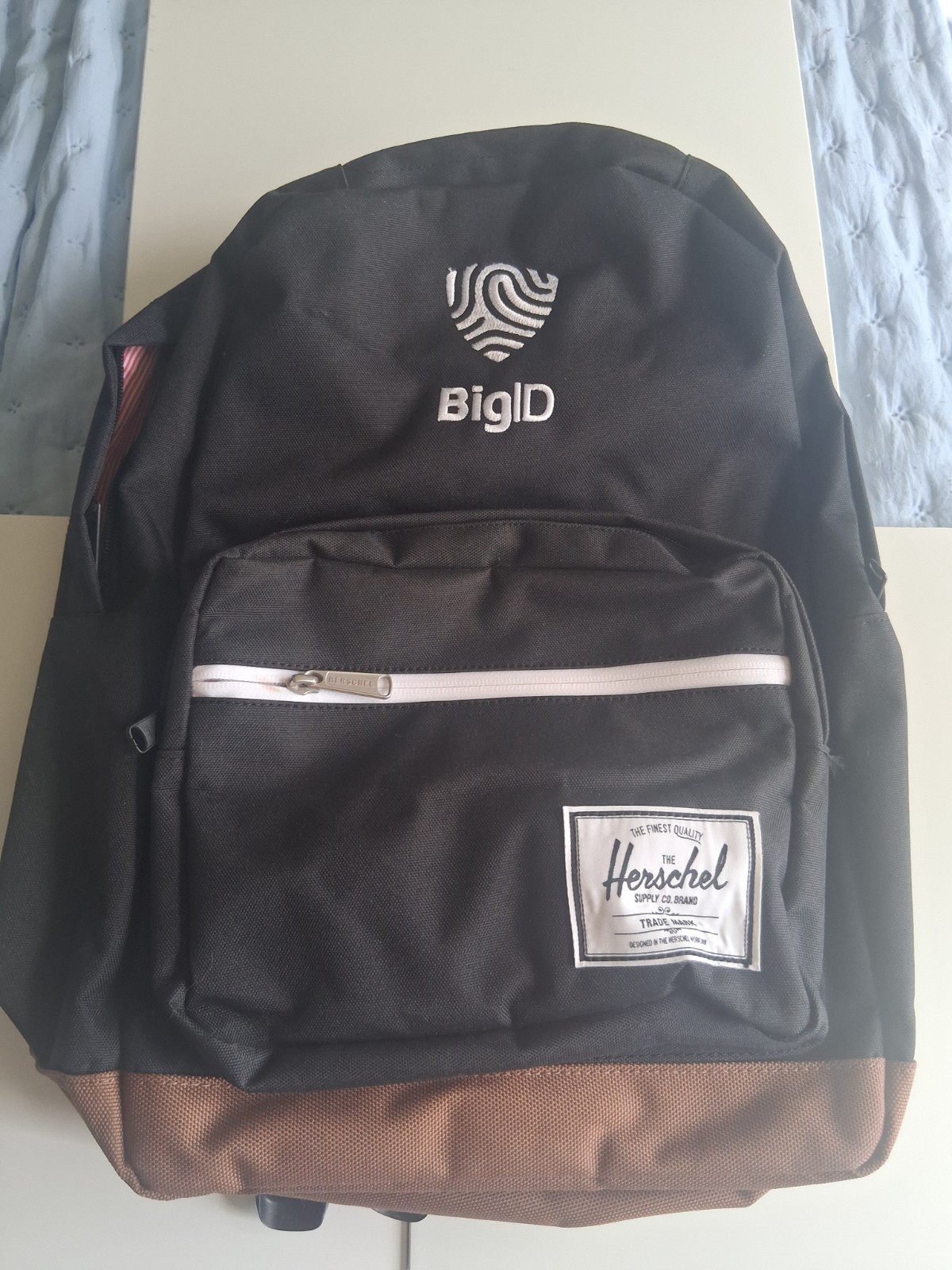 Herschel Pop Quiz 22L Laptop Backpack – Black/Tan