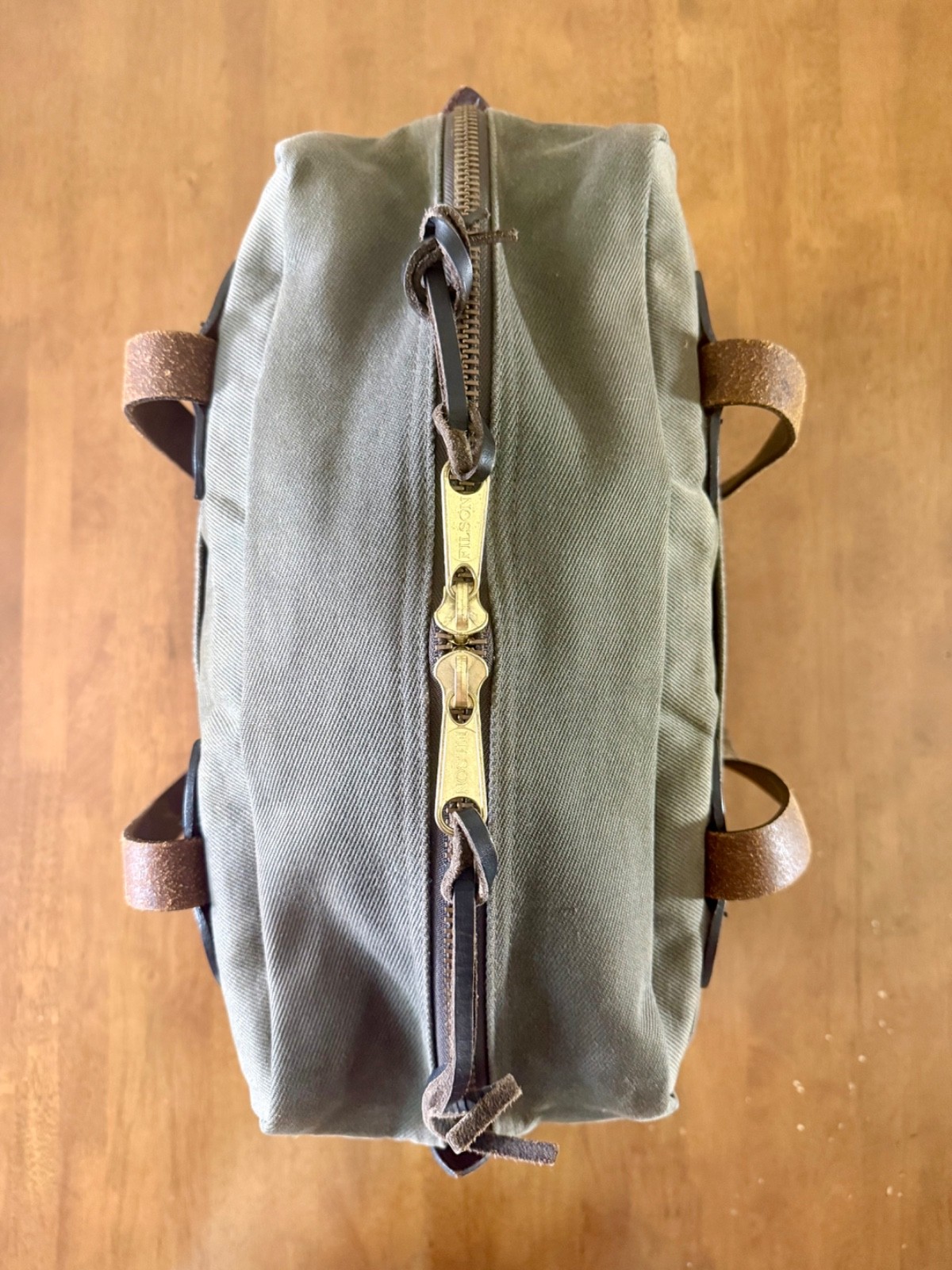 Filson 261 Zip Tote Bag Otter Green USA Rugged Twill Leather Handles