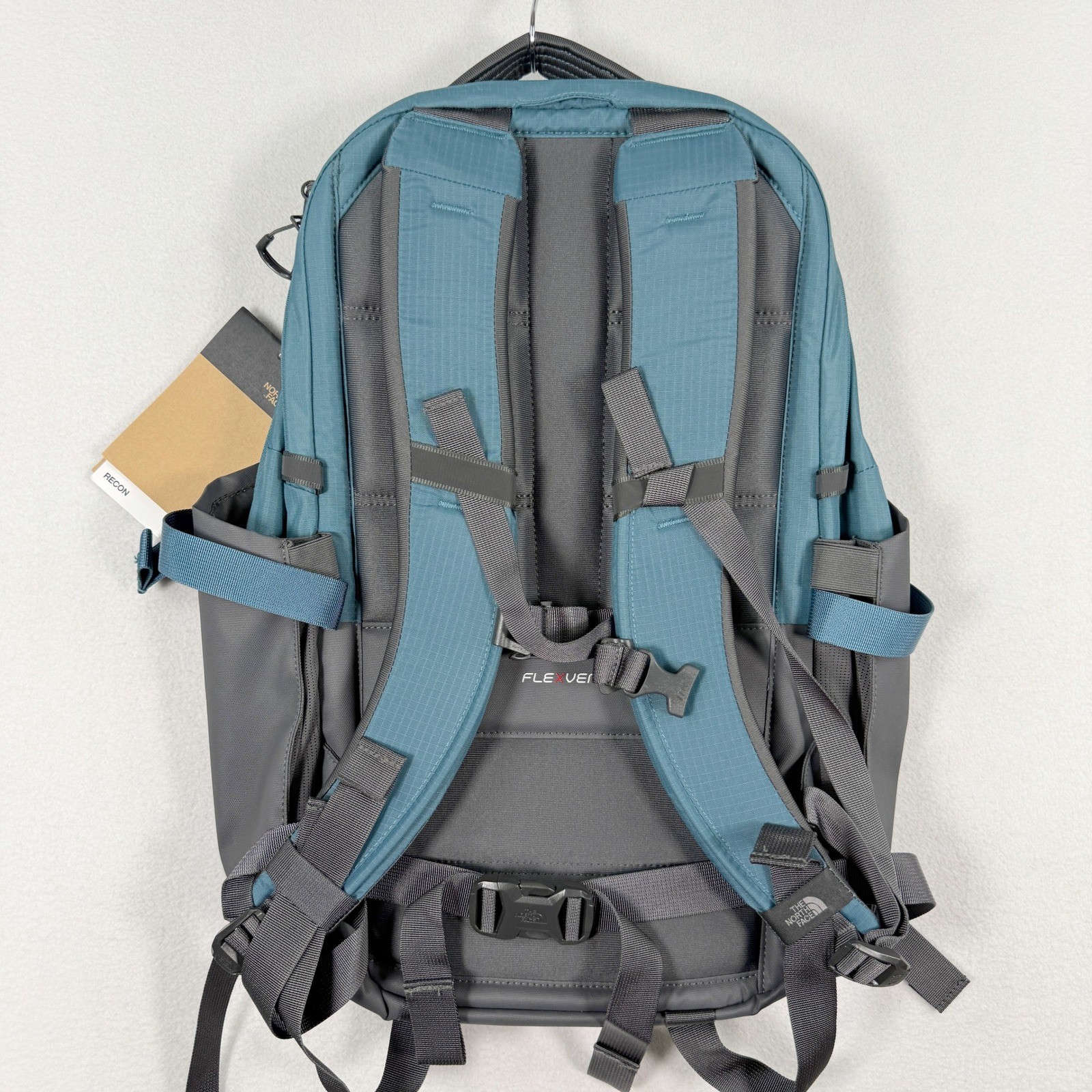 The North Face Recon 30L Backpack Space Blue/Anthracite NEW