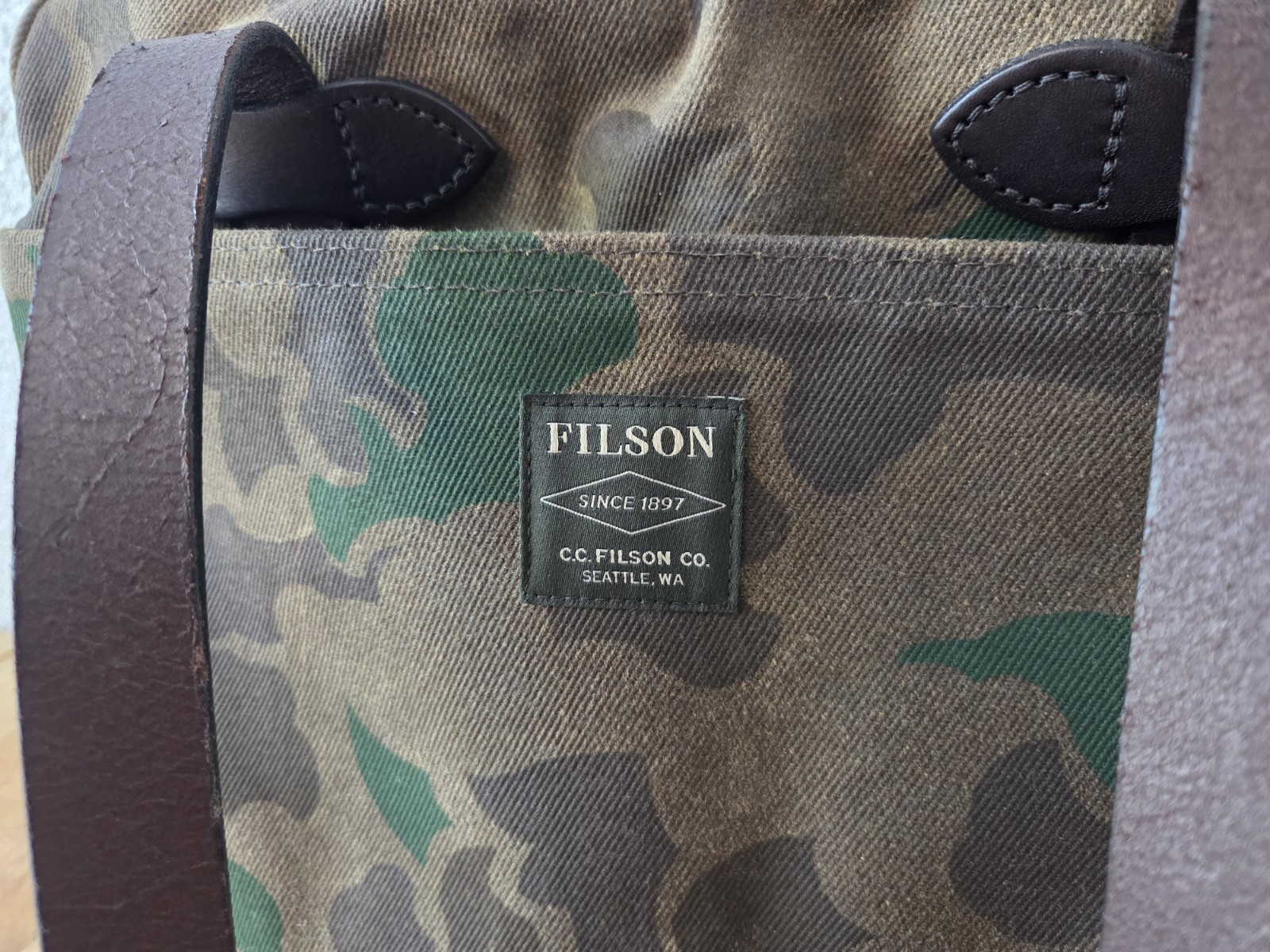 Filson Waxed Rugged Twill Tote Bag With Zipper | Dark Shrub Camo | Ltd. Edition