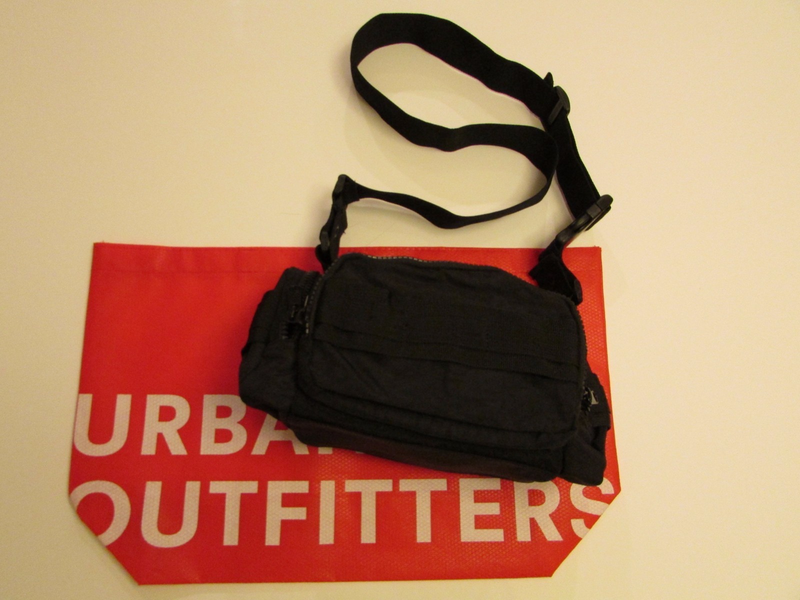 NWT Authentic Kyle Crossbody Bag – Urban Outfitters / Black