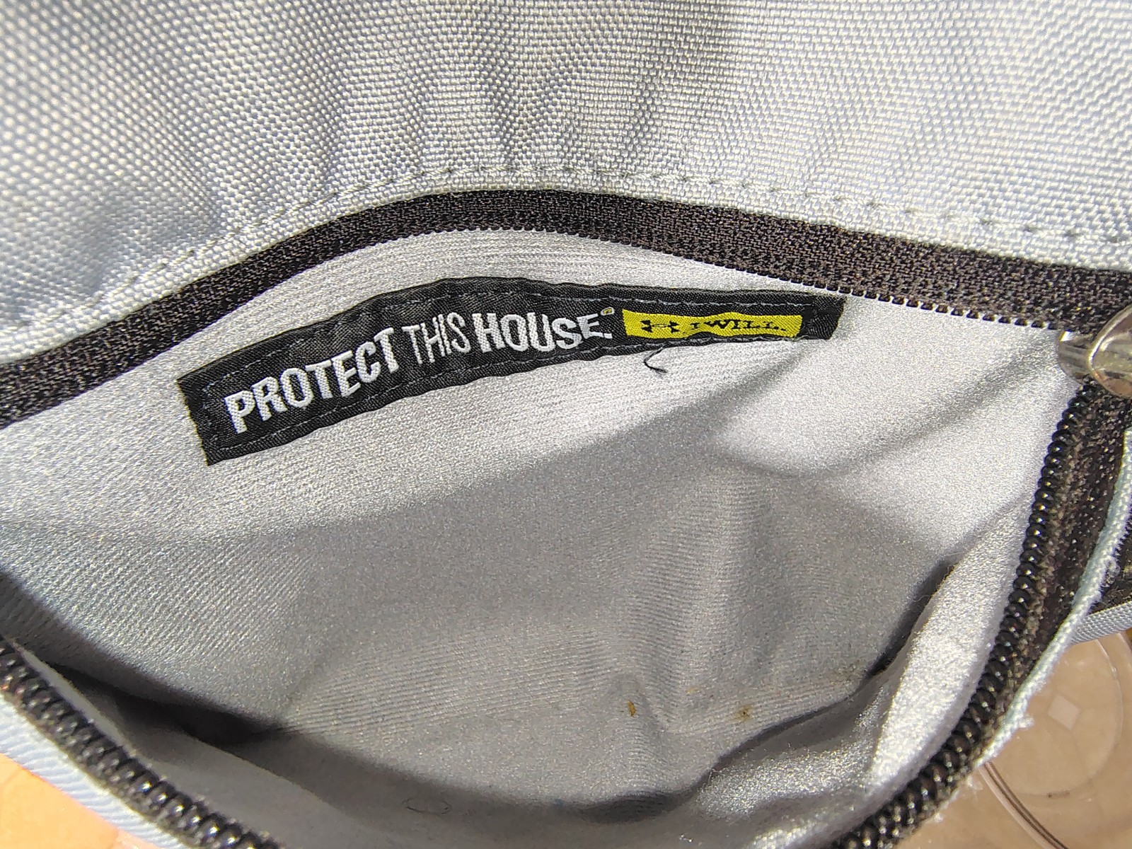 Under Armour X Storm Heatgear Orange Grey Large Size Strap Backpack GUC