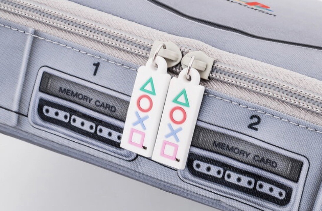 Japan Exclusive 🌟Auth Novelty Pouch Sony PlayStation 1 PS1 Console Shape Bag