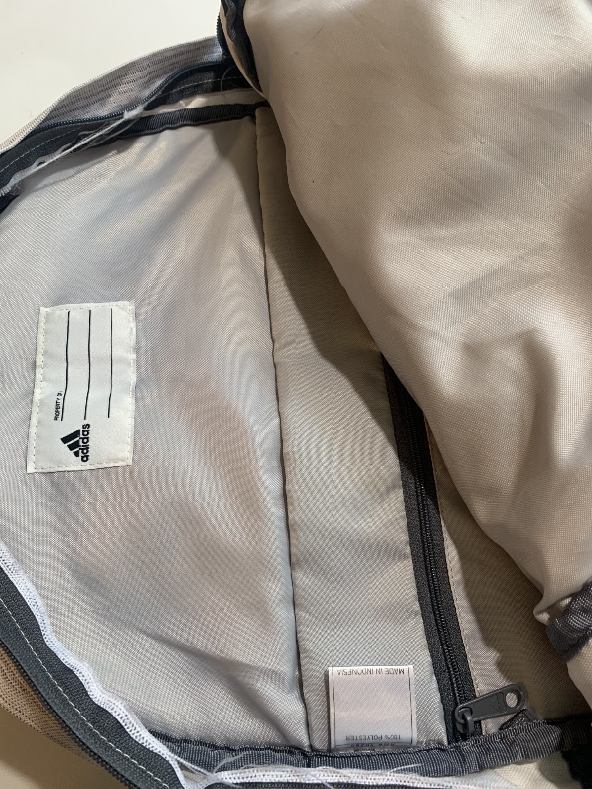 GOOD Adidas Backpack with Laptop Sleeve Pocket, 21 in x 16 in Gray, Oxford Cloth