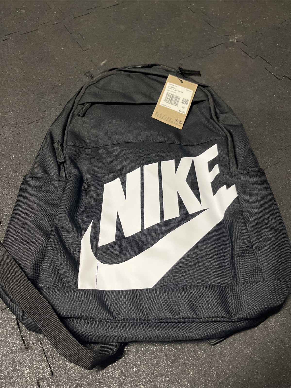 Nike Elemental Backpack School Gym Book Bag DD0559-010 Black / White NWT