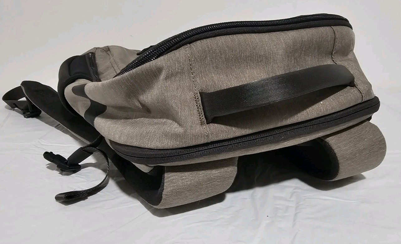 Genuine Timbuk2 San Francisco Brown Padded Back Pack Excellent Condition