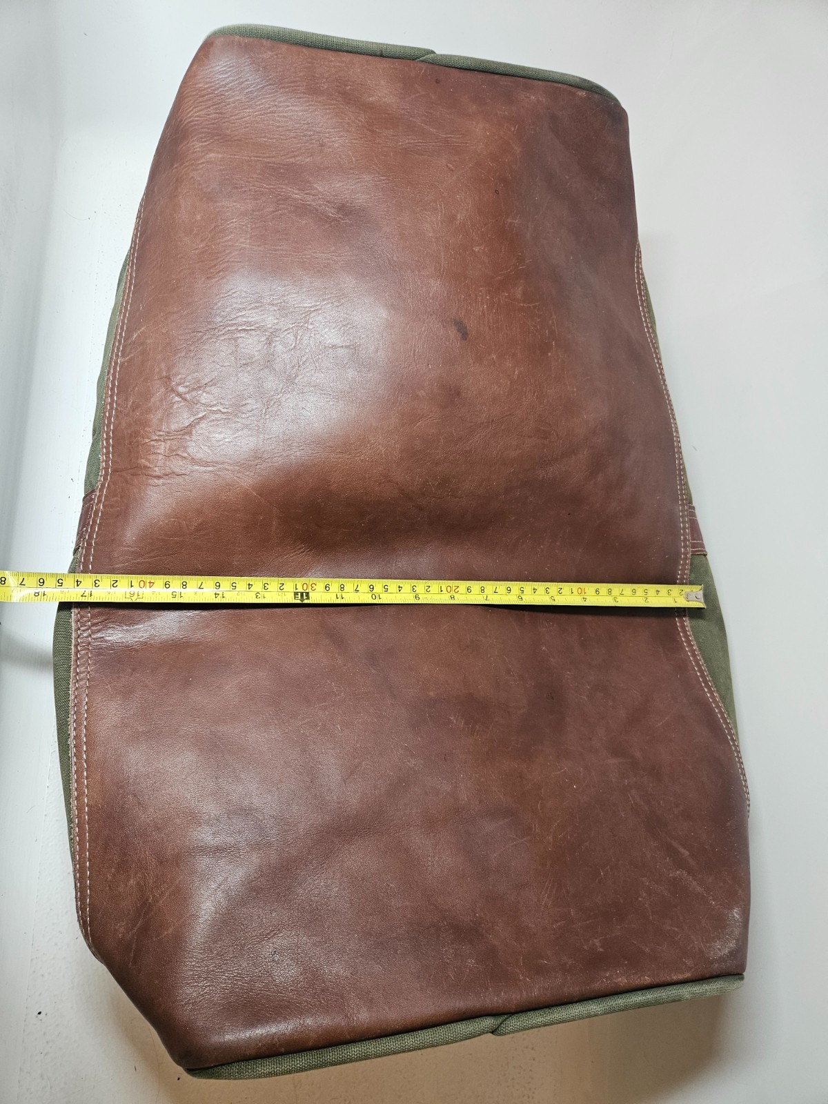 Vintage Orvis Battenkill Green Canvas Leather Weekender Duffle Bag 24 3/4in