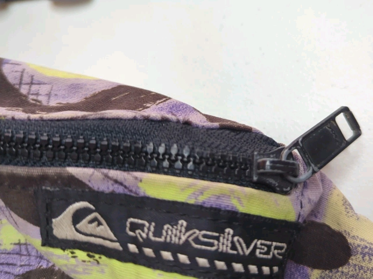 Vintage Quicksilver Fanny Pack Retro Y2K 90’s Surf Purple Green Black
