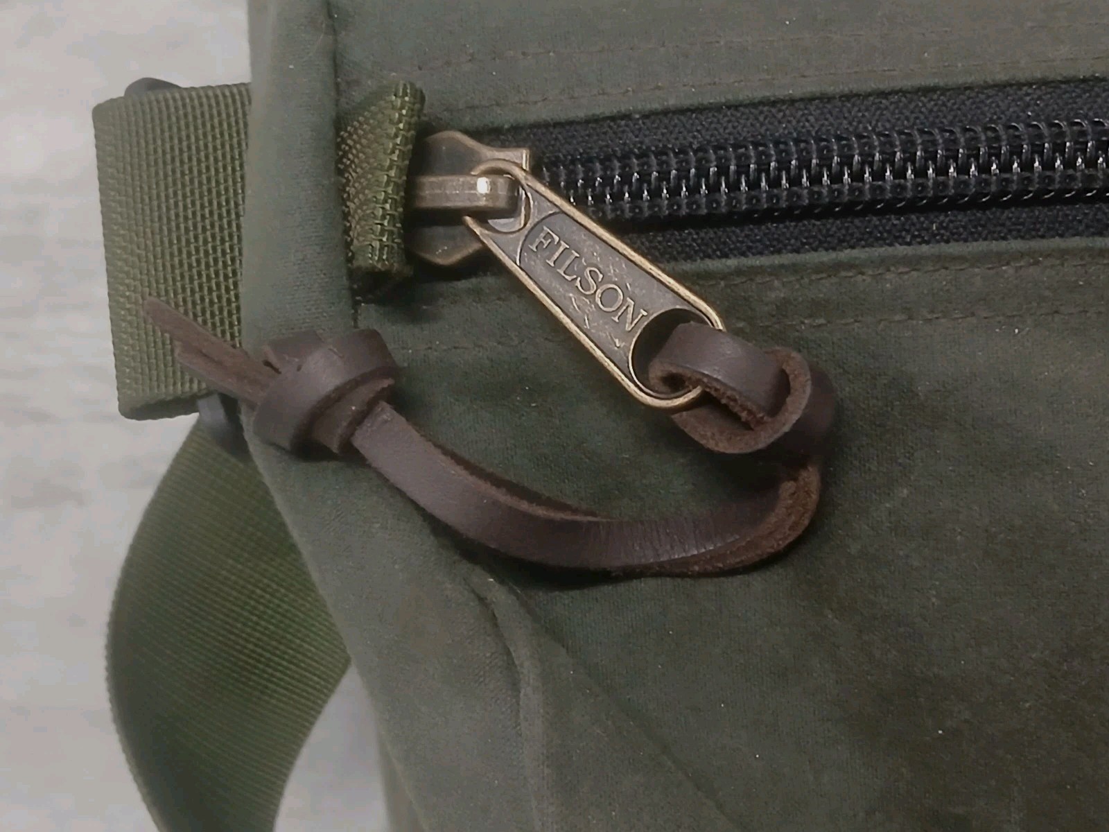 Filson Field Duffel, Small, Spruce Green, Tin Cloth, 33 Liters, Two Stow Pockets