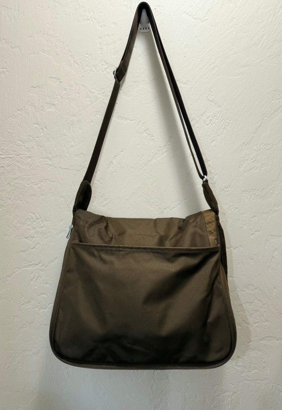 Tumi-T-Tech #5112B Messenger Bag Travel Shoulder Carrier Brown