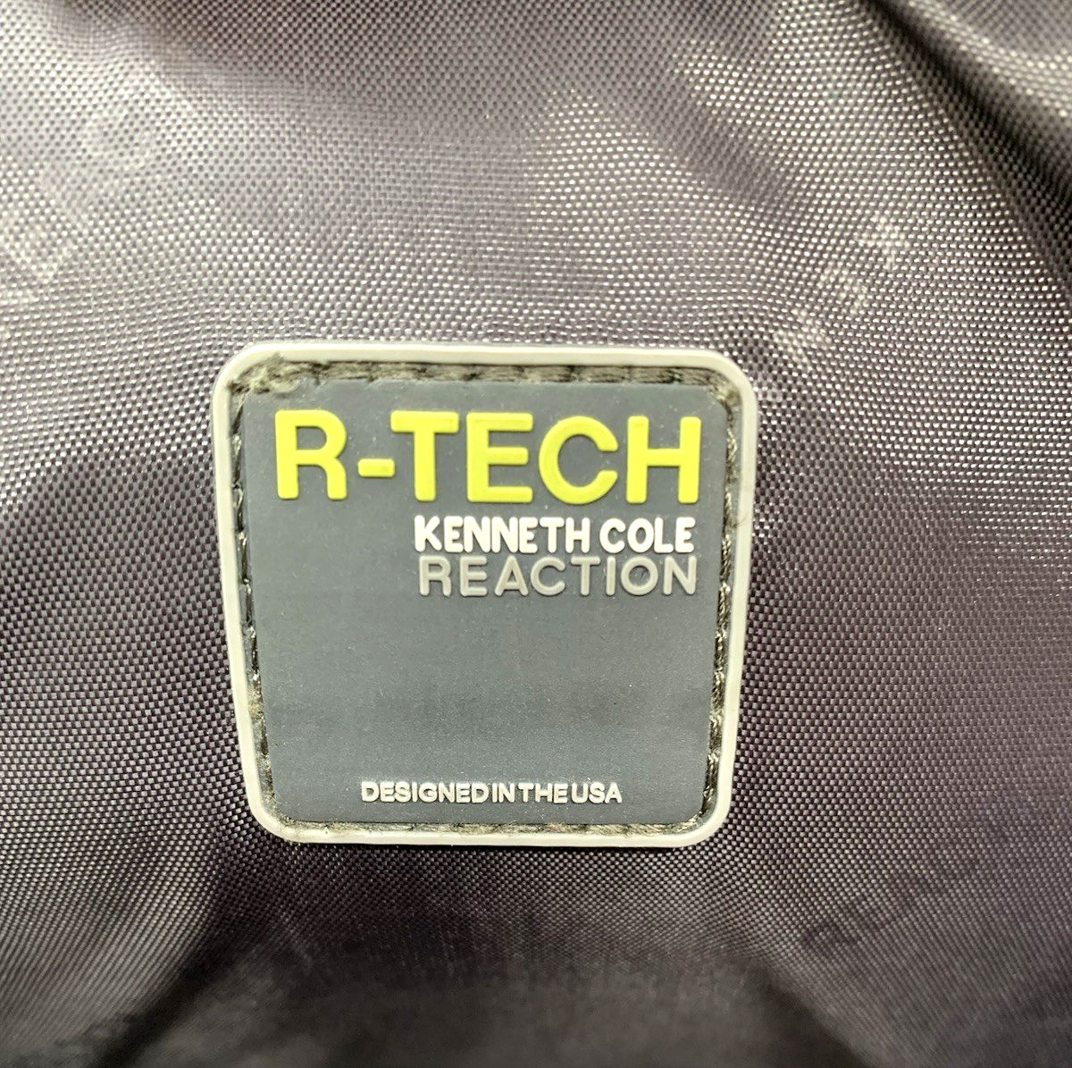 Kenneth Cole Reaction R-Tech 536735 Laptop Briefcase Messenger Bag 18.5 x 13 EUC