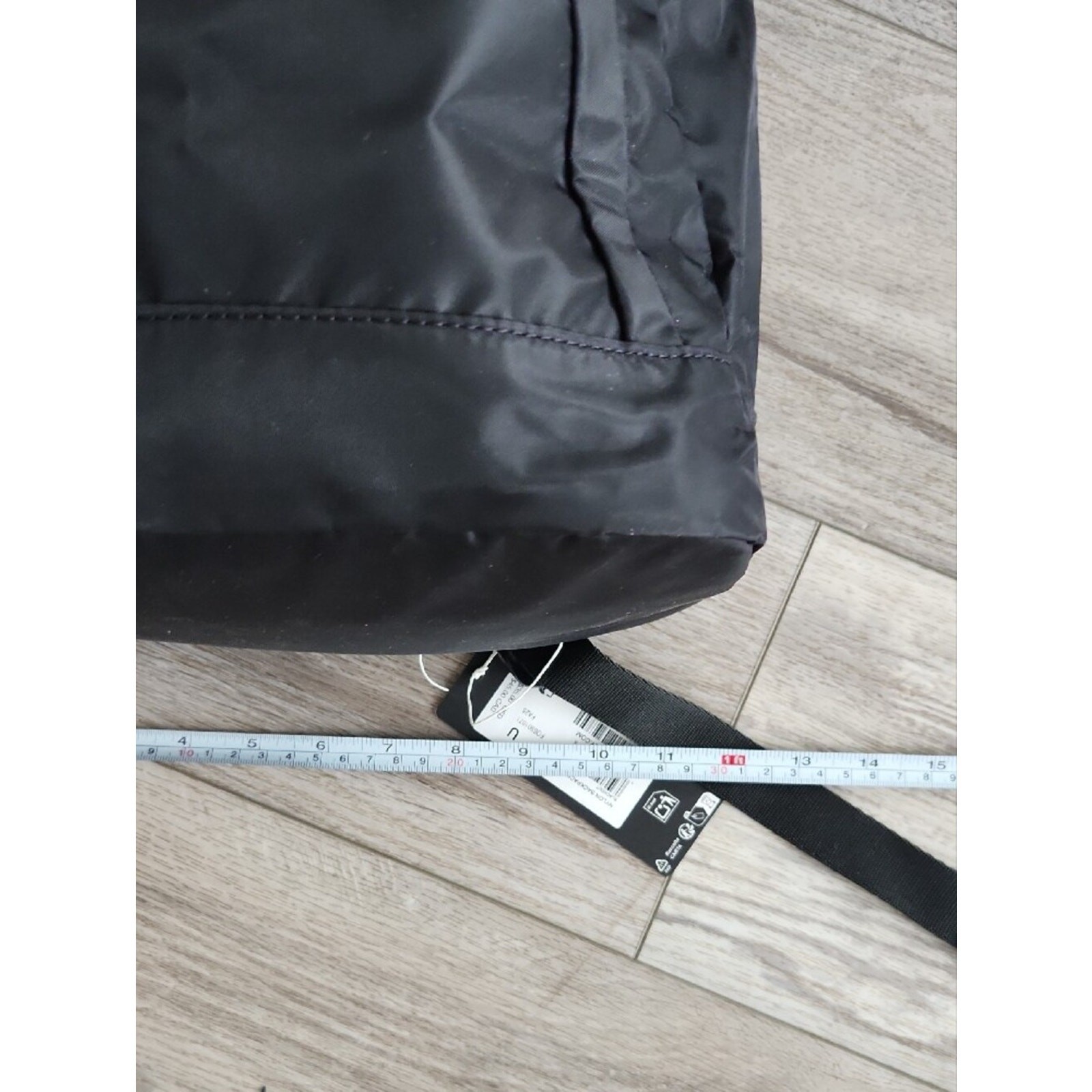 Oakley NWT Black Apparelist Backpack with Front Pocket