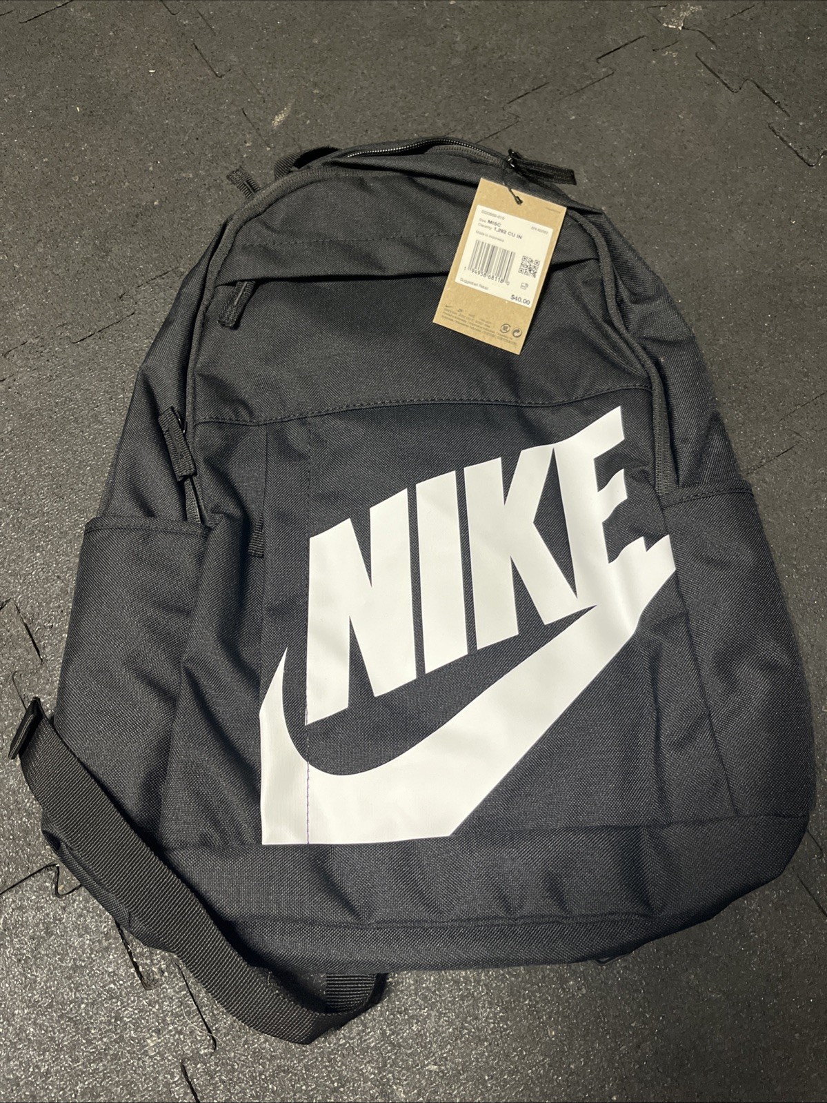 Nike Elemental Backpack School Gym Book Bag DD0559-010 Black / White NWT