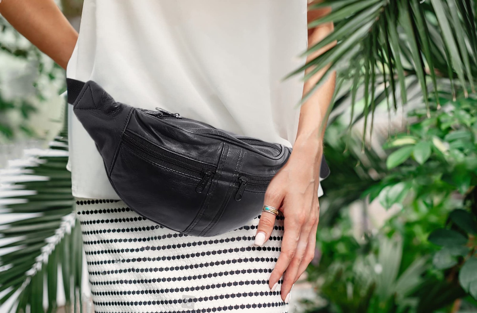 Fanny Pack/Hip Bag Genuine Leather Black