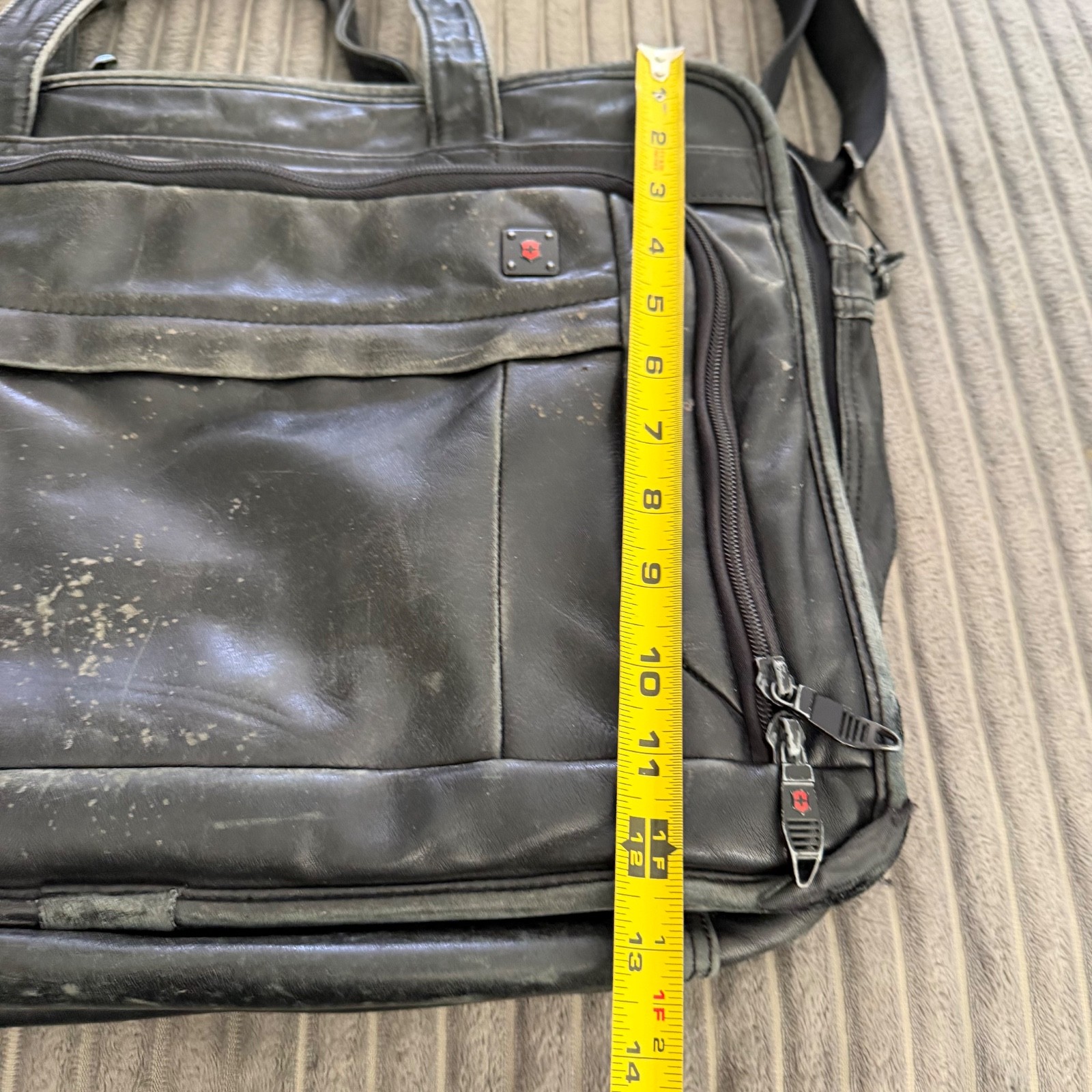Victorinox Black Leather Briefcase Soft Sided Expandable DISTRESSED Laptop Bag
